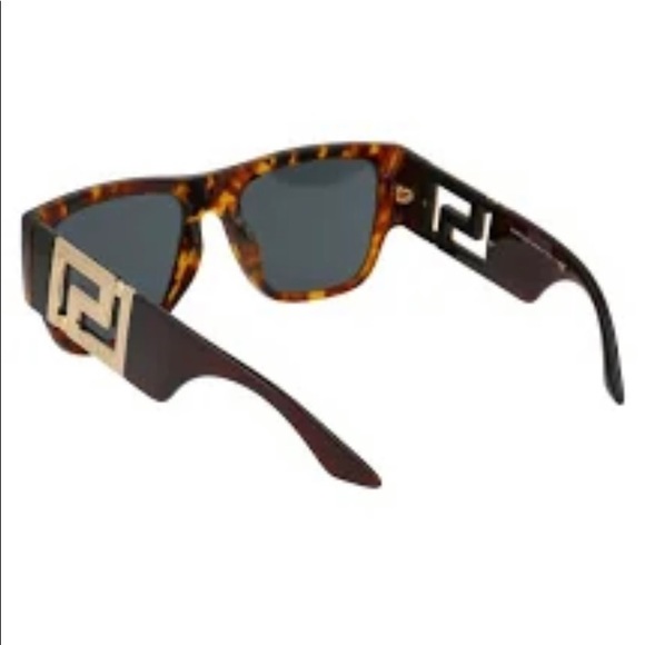 🤎💛$390. Versace 2022 Style “GRECA” Unisex Tortoise with Gold Greek Key NEW! - Picture 4 of 16